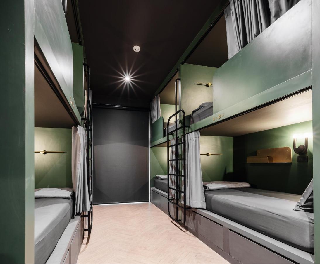 Cher Hostel Бангкок Экстерьер фото