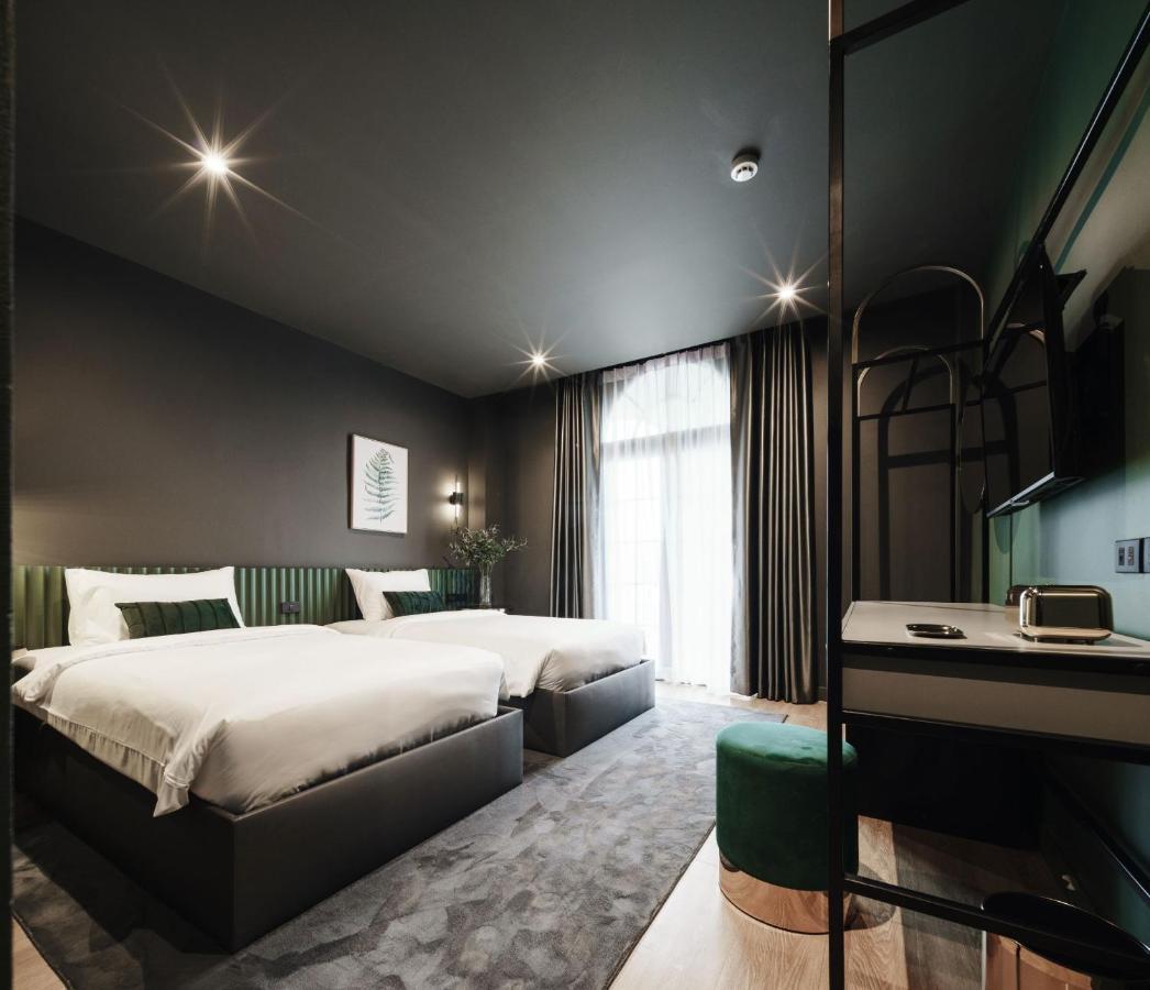 Cher Hostel Бангкок Экстерьер фото