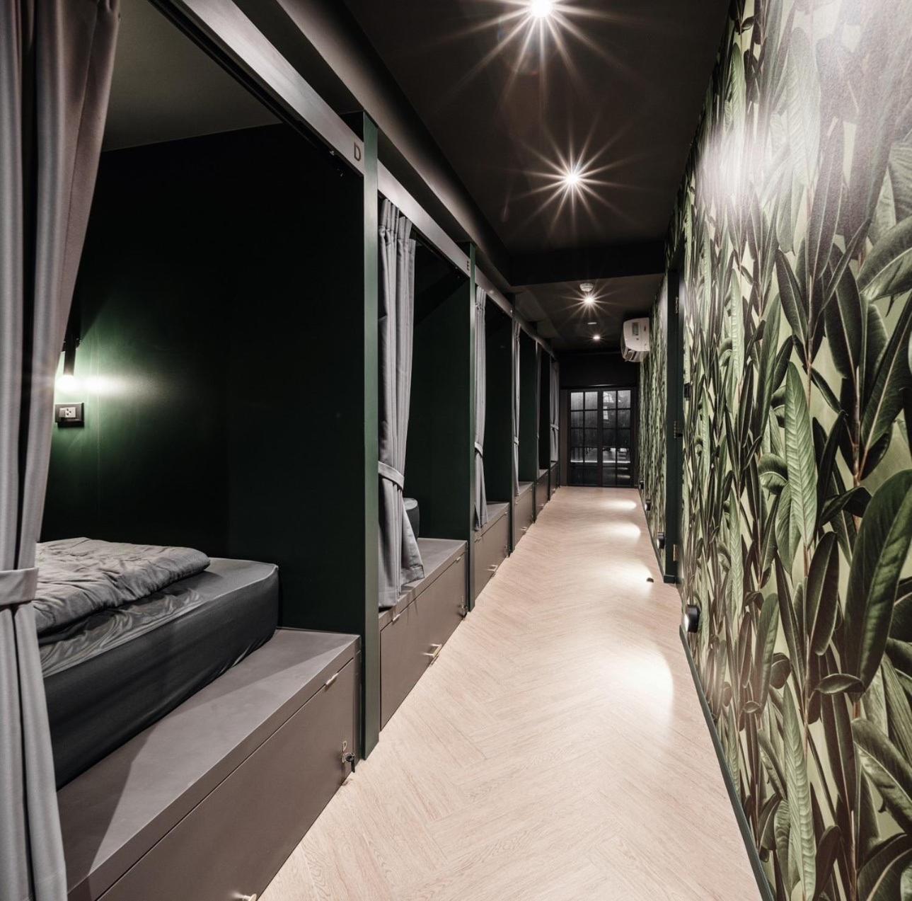 Cher Hostel Бангкок Экстерьер фото